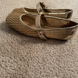 Crown Vintage Gold Mesh Flats size 10